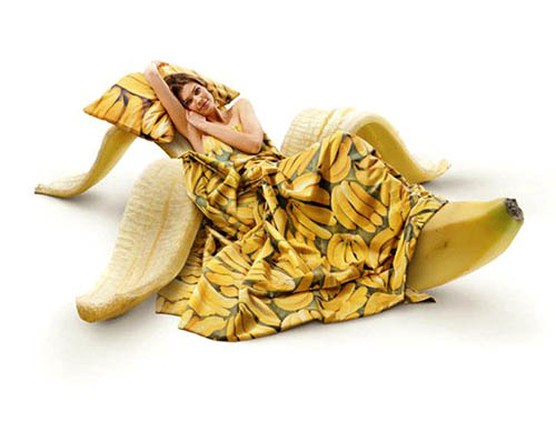 banana-bed-humor-01